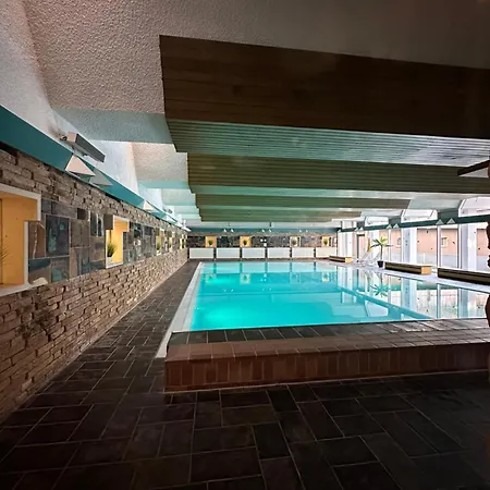 Waldblick - - Schwimmbad Und Sauna باد هازبرغ